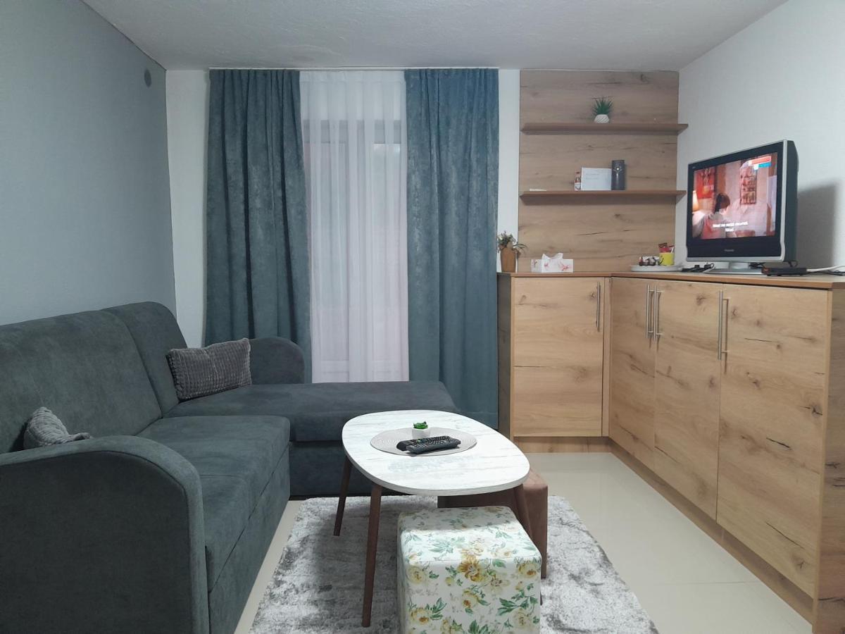 Apartmani Bet Gradacac 1 Maj Broj 24 Exteriér fotografie